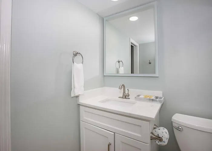 Clearwater 1c By Albvr - Beautiful Beachfront Views! Great Location! * Gulf Shores